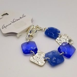 Gloria Vanderbilt Bracelet